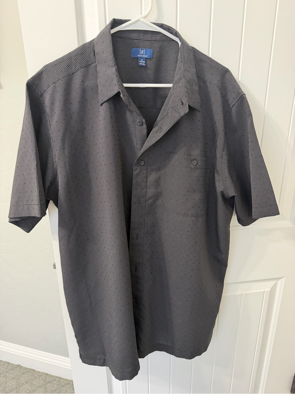 George Men's Short Sleeve Button-Down Shirt in Charcoal with Pin Dots